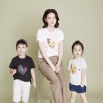 분위기까지 닮은 이영애와 쌍둥이들