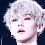 [EXO] 백현 <b>파란</b>렌즈 끼워봄