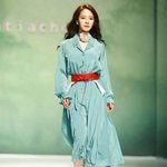 중국 패션쇼 <b>런</b>웨이에서 본 송지효