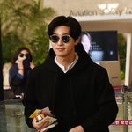 [엔터톡] 박서준 공항귀요미 사진