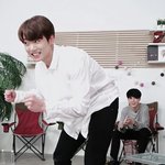 [방탄소년단] 태태앱<b>원근감</b>때문에겁나웃음ㅋㅋㅋㅋㅋㅋ