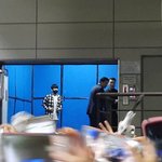 [백현] ㅋㅋ 저 와중에 셀<b>카봉</b>