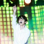 [EXO] 저런 <b>미친년</b>들이나 칼에 찔려야할텐데
