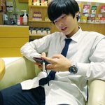 [댓글부탁해] 우리 학교에 얼짱 <b>이세용</b> 닮은애 있다 ㄷㄷ