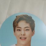 [EXO] 와나오빠가 민석이 부채 받아가지고옴