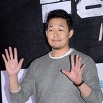 <b>수염</b> 기르고 더 강해진 인상