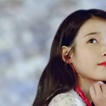 이거 <b>아이유</b> 뮤비 무슨<b>노래</b>인가여?