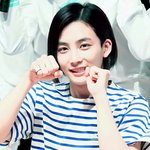 [세븐틴] 아 진짜 <b>윤정한</b> 너무 귀여워서 지구 부시고싶어