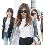 최근 <b>분위기</b>가 다 <b>한</b> 소녀시대 유리의 공항 패션