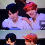 [방탄소년단] 오늘자 티격대는 방탄이둘