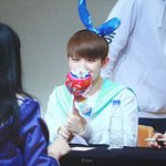 [세븐틴] 우지 왕사탕이 부러운 원우