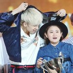 <b>매너</b> 쩌는 아이돌