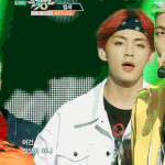 [방탄소년단] 지민이가 <b>머리</b>를 쓸어넘겼던 이유