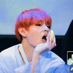 [방탄소년단] 과자 한 번 <b>위험</b>하게도 먹는 태태