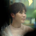 [세븐틴] 승관이 이 사진 약간 유2이 닮았어