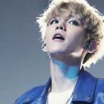 [백현] 아무리봐도 홍콩<b>조명</b>은 많이다름
