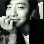 자기 이상형 적고가봐!!