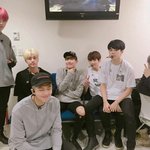 [방탄소년단] 이 사진에서 짚고 넘어가야 할 것