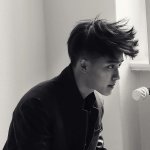 [도경수] 경수 디<b>융</b>스 <b>미</b>공개컷 한장 공개~