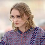 칸 영화제 참석한 <b>조니</b>뎁 딸