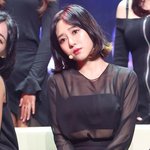 <b>민아</b> 단발머리