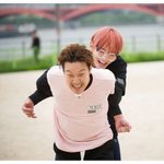 [방탄소년단] 저기매달려있는 시뻘건<b>인형</b>