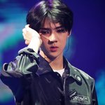 <b>시크</b>해 보이는 男女 아이돌들
