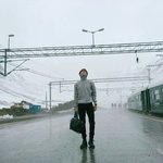 [방탄소년단] 주워왔오  <b>태태</b> 뒤에 아저씨 지움