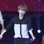 [EXO] 애기<b>사자</b> 사진 잘 찍었었는데