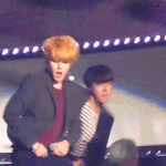 [방탄소년단] <b>황새</b> 덕에 내 가랑인