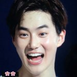 [EXO] 김준면은 하얗기도하고 핑크<b>기도</b>하고