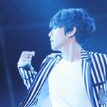[백현] 백현 <b>자켓</b> 펄럭