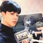 [방탄소년단] <b>이사진</b> 윤기가 보는거뭐양