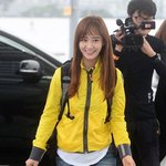 얼굴이 살린 공항 패션