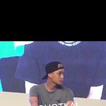 [EXO] 이 손<b>모양</b> 안무였나보네