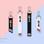[EXO] 야 나 윗으니11니 이거 샀는데