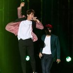 [방탄소년단] 손을 저 위로