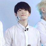 [EXO] 포토샵 <b>블러</b>처리좀해줘