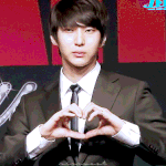 [VIXX] 난 택운이가 검은 양복 차려입은 모습이 너무 좋음