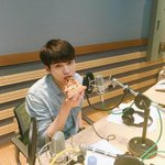 [인피니트] 피자먹는 햄스터횬ㅠㅠㅠㅠㅠ
