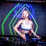 홍대를 뒤집어놓은 <b>DJ</b>소다 (feat. 불금)