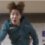 [방탄소년단] <b>날아라</b> 호발이