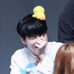 [방탄소년단] 지민이머리위에