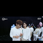 [세븐틴] 정한이 피부 왜이렇게 하얘???