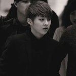 [시우민] (시우민) 엑소 쇼케이스 당첨발표 메일로 하나봐~