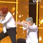 [방탄소년단] 안무<b>도중</b> 자리잡아주는 짐니