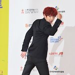 [EXO] 기사짤 <b>피지컬</b>봐라