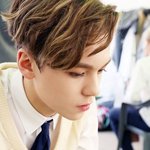 [EXO] 얘 누구? <b>개</b><b>존</b><b>잘</b>이다