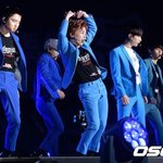 [EXO] 시우민 <b>허리</b> 왜이래;;