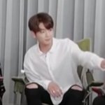 [방탄소년단] 전정국이 뻘쭘할때. <b>jpg</b>